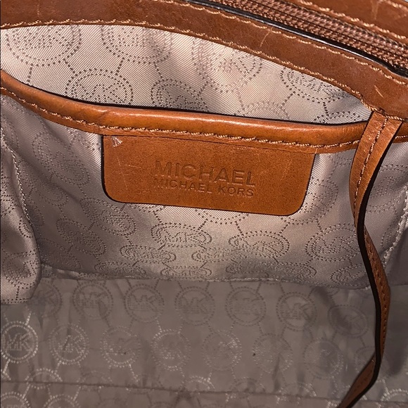 Michael Kors Purse - Picture 5 of 7